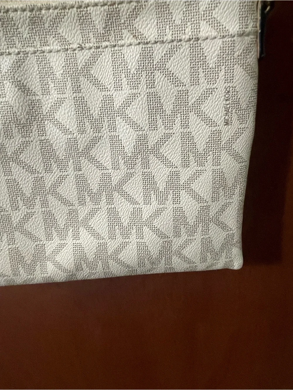 Michael Kors Cream Logo Crossbody Bag. New. Classy.